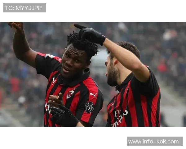 意副总理回忆荷兰三剑客期待米兰展现精彩足球风采